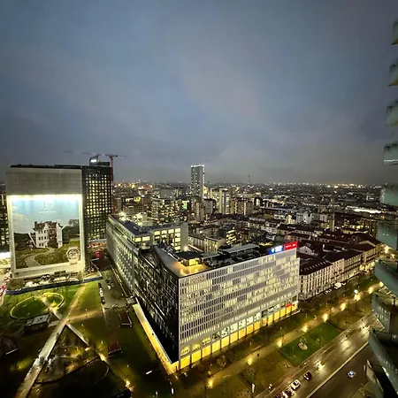 Solaria 18 Skyloft *