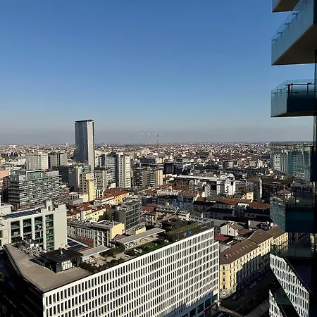 Solaria 18 Skyloft