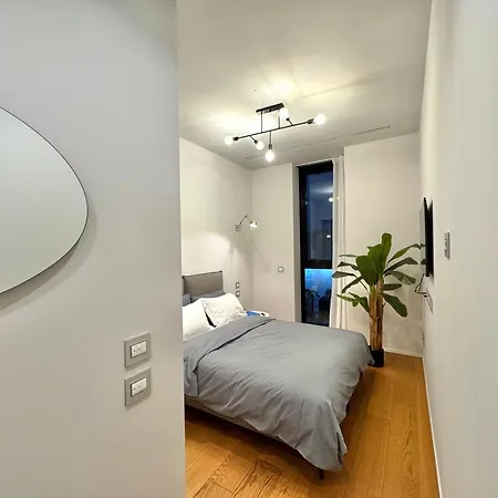 Solaria 18 Skyloft Apartment